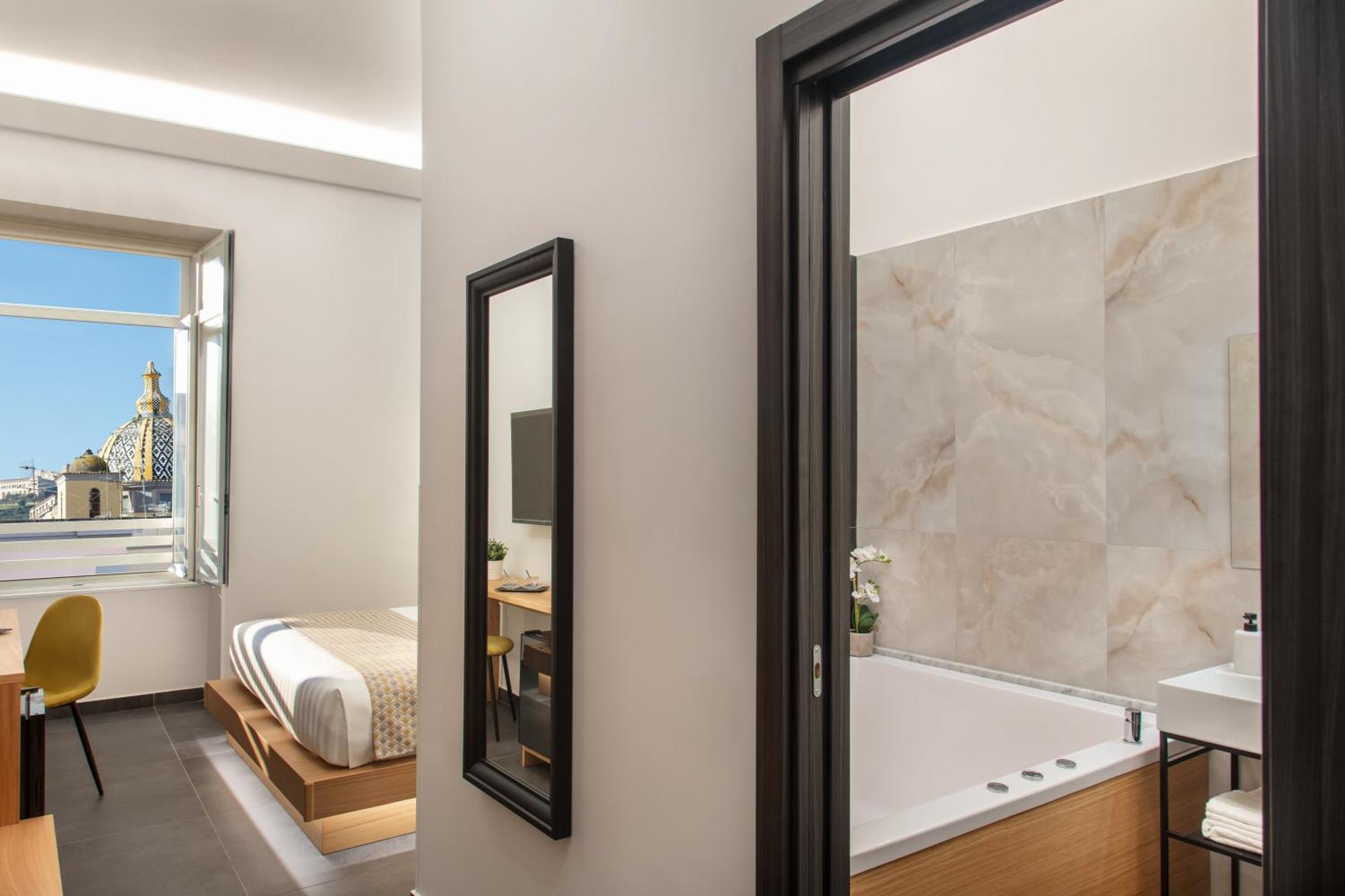 Main - Duomo Hotel Nápoly Kültér fotó