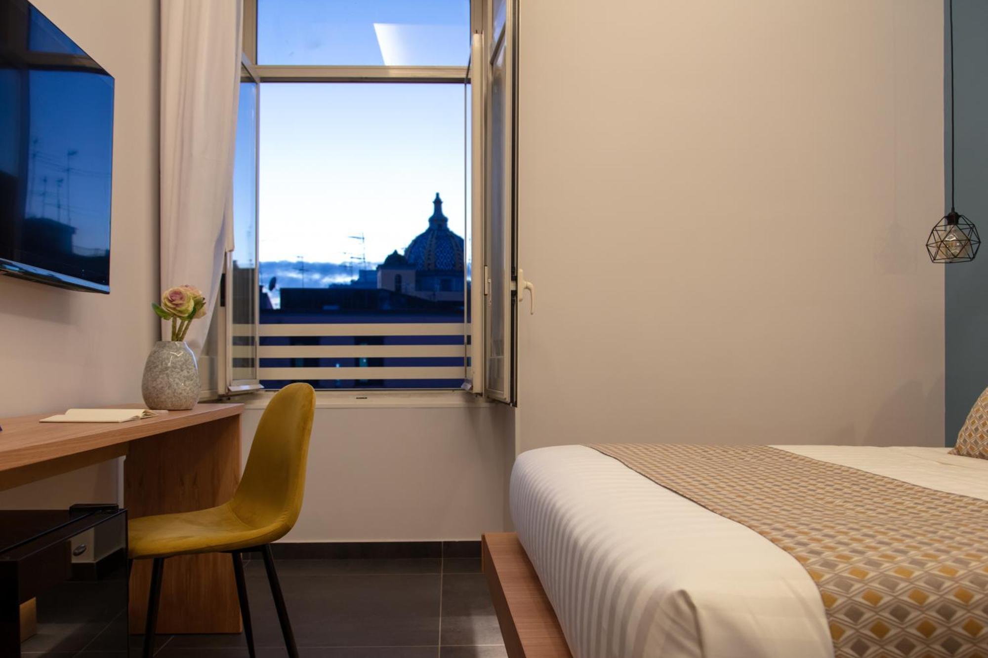 Main - Duomo Hotel Nápoly Kültér fotó