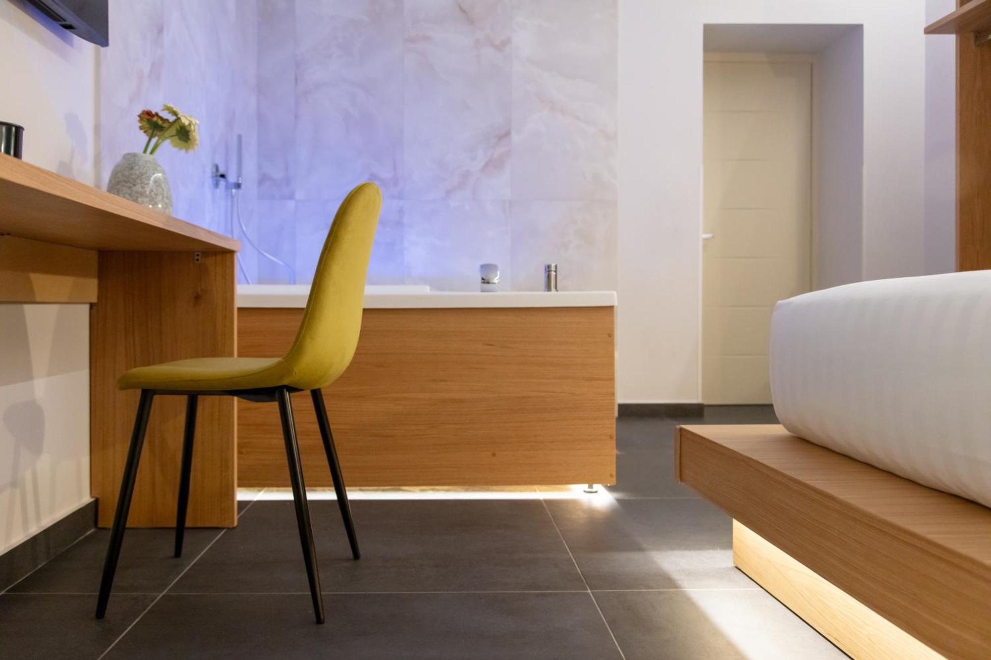 Main - Duomo Hotel Nápoly Kültér fotó