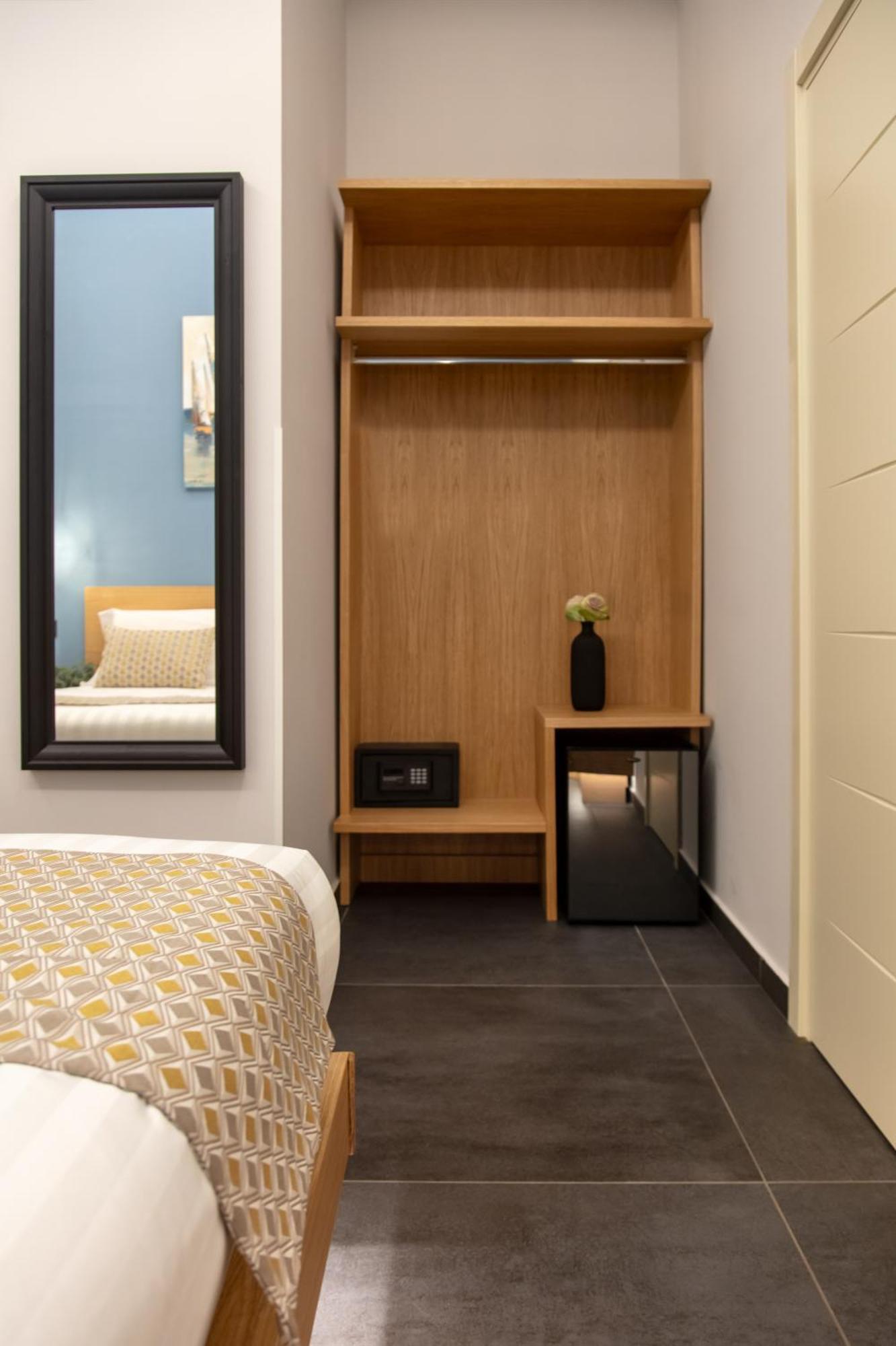 Main - Duomo Hotel Nápoly Kültér fotó